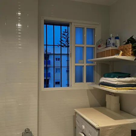 Mediterranean Near The With Seaview, Pool & Balcony * Benalmádena
