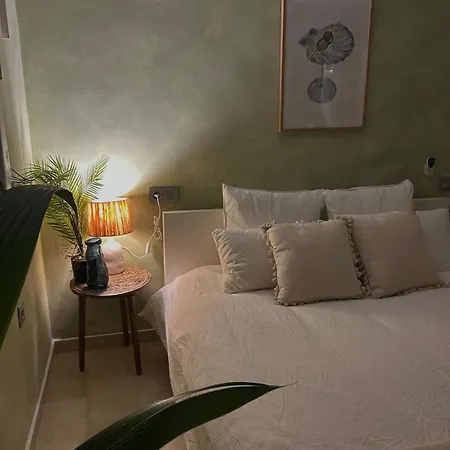 Mediterranean Near The With Seaview, Pool & Balcony Benalmadena